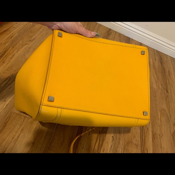 Celine Large Leather PhantomYellow Tote - Picture 8 of 16